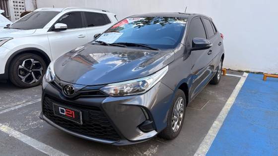 TOYOTA YARIS 1.5 16V FLEX XS MULTIDRIVE TOYOTA YARIS 1.5 16V FLEX XS MULTIDRIVE